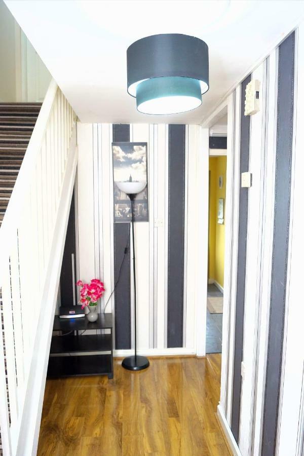 Richflo Holiday Rentals Манчестер Экстерьер фото