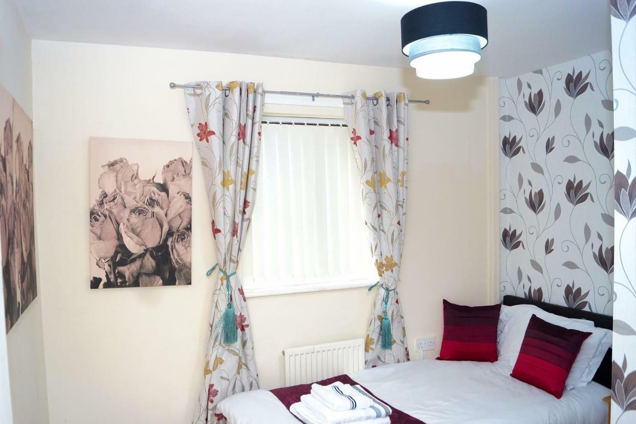 Richflo Holiday Rentals Манчестер Экстерьер фото