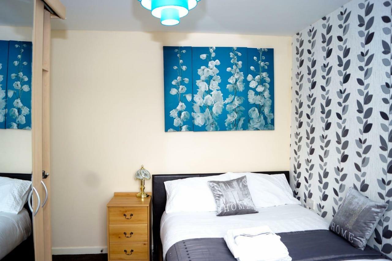 Richflo Holiday Rentals Манчестер Экстерьер фото